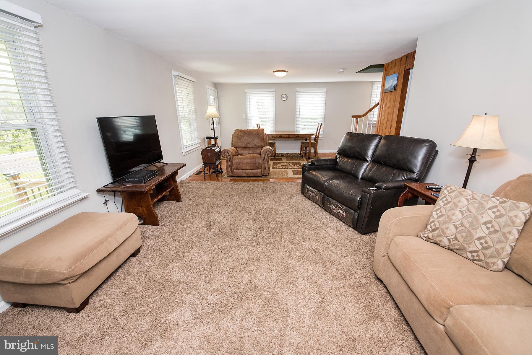 1006 Middle Road Perkasie, PA 18944 - Photo 11 of 45 FAMILY ROOM 2