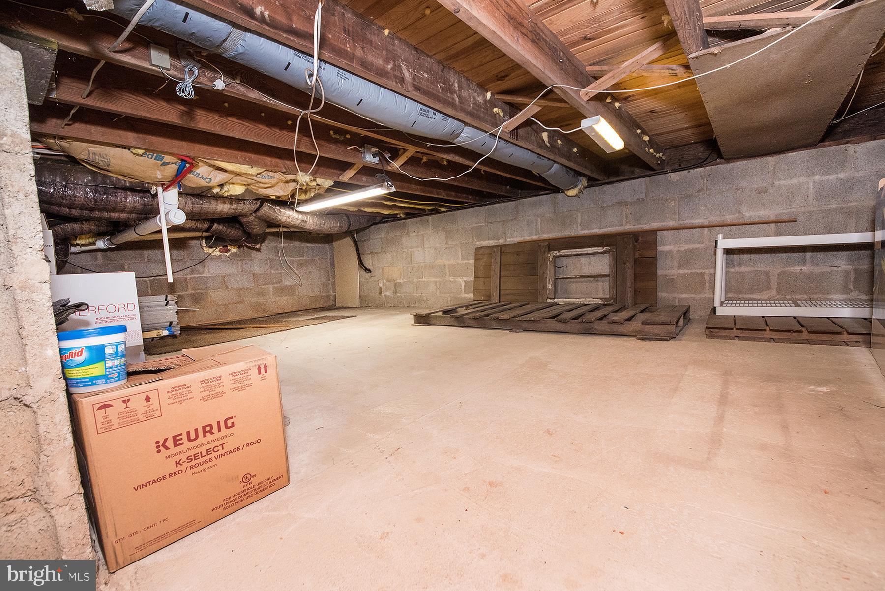 1006 Middle Road Perkasie, PA 18944 - Photo 36 of 45 BASEMENT CRAWLSPACE
