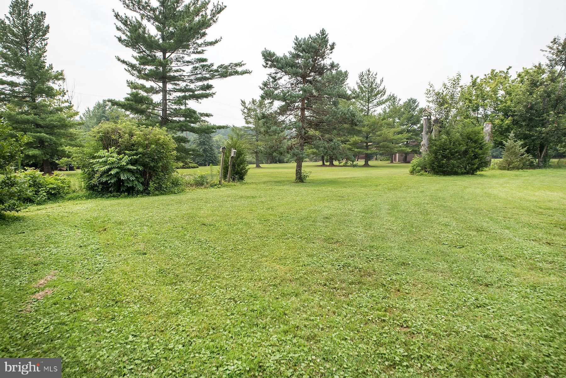 1006 Middle Road Perkasie, PA 18944 - Photo 39 of 45 SIDE VIEW