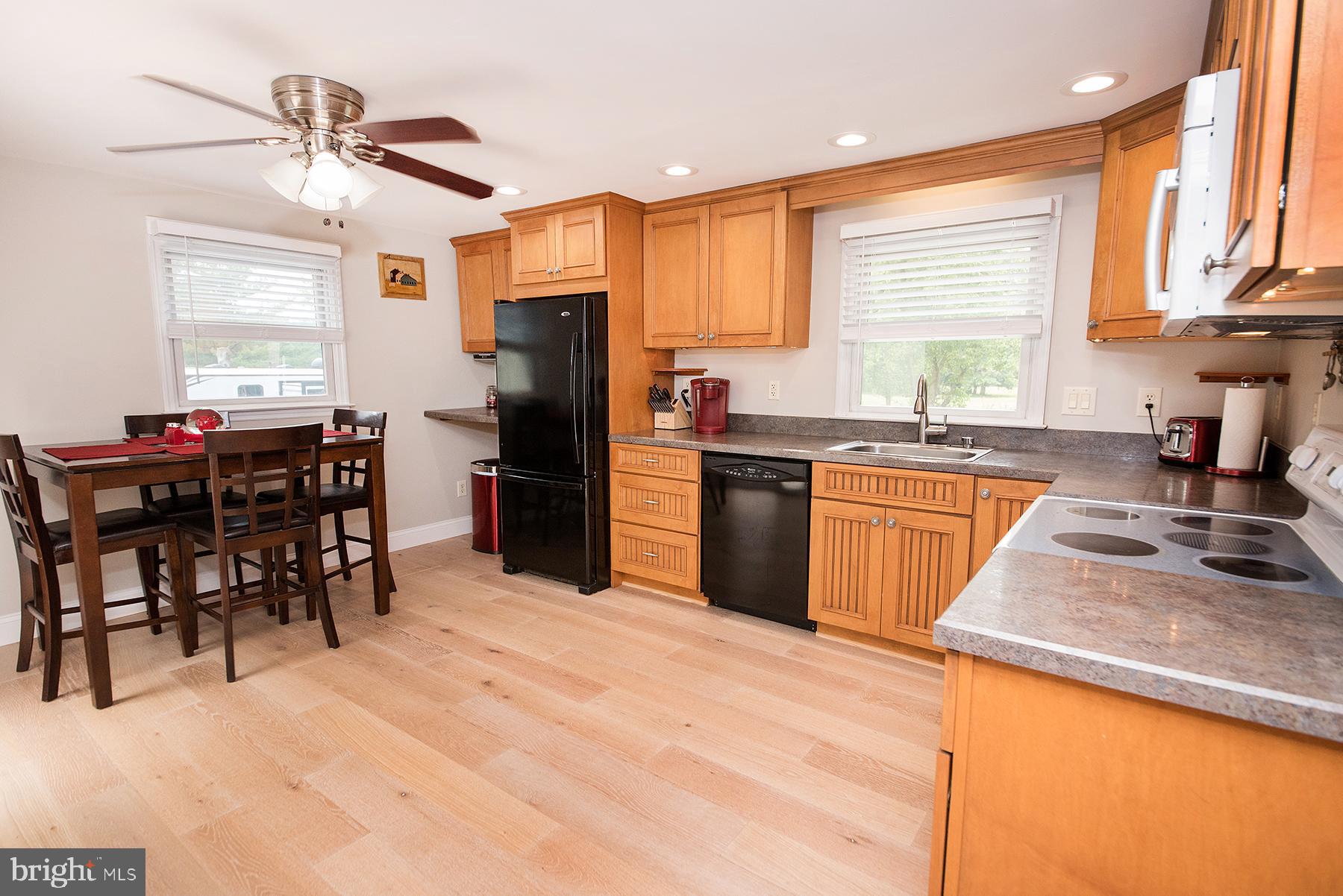 1006 Middle Road Perkasie, PA 18944 - Photo 8 of 45 KITCHEN 4