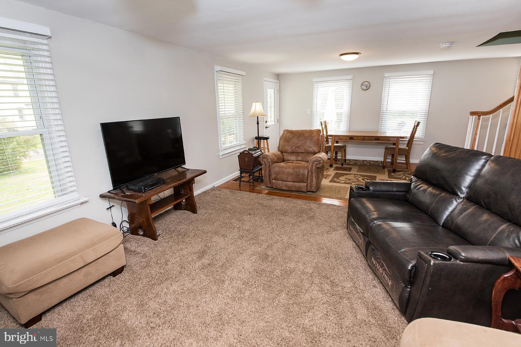 1006 Middle Road Perkasie, PA 18944 - Photo 10 of 45 FAMILY ROOM