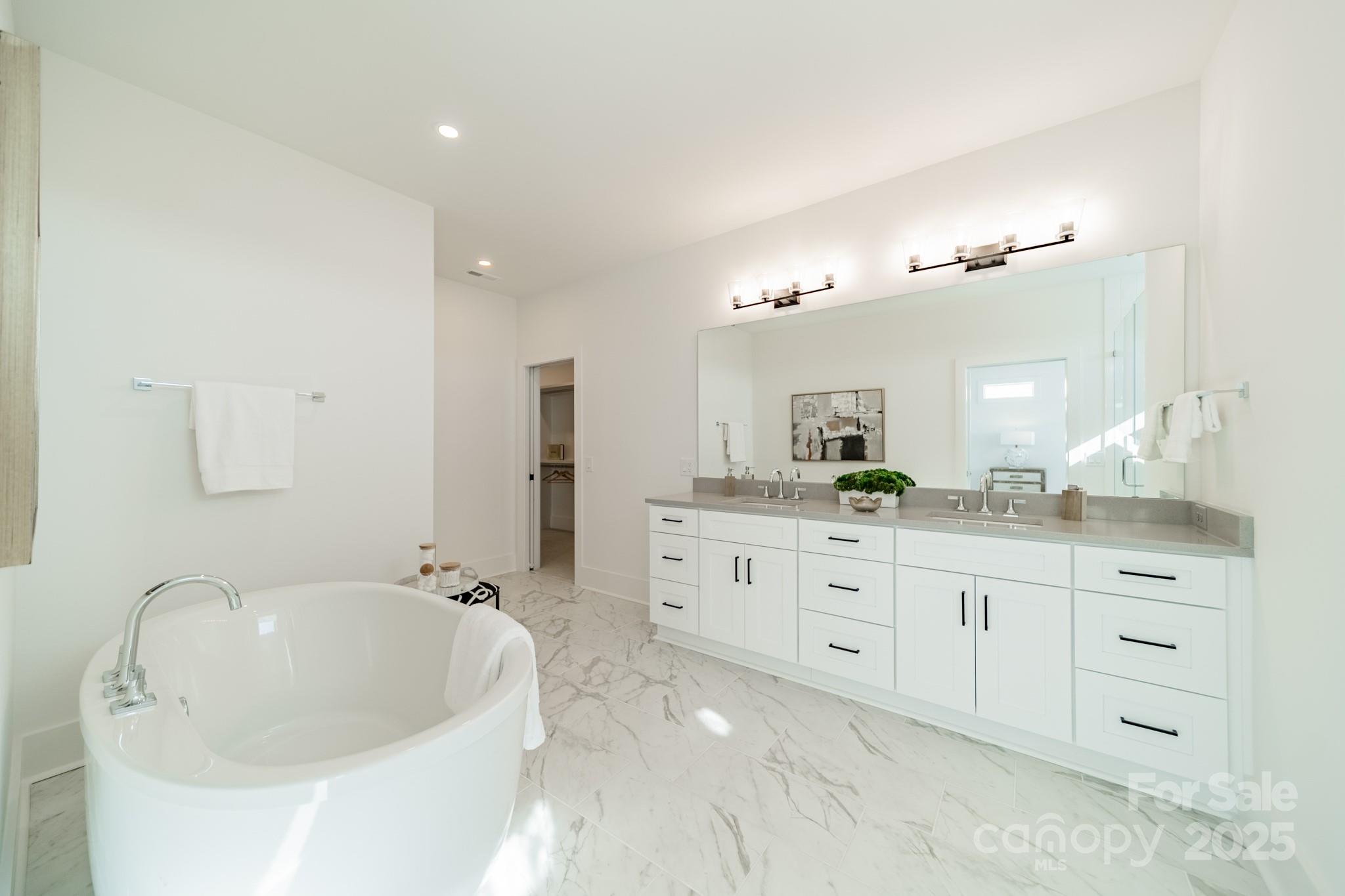 19032 Newburg Hill Road, Unit 23 Davidson, NC 28036 - Photo 18 of 39