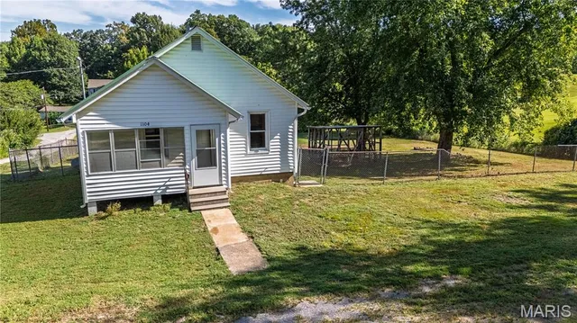 $150,000 | 1104 North Street, Jackson, MO 63755