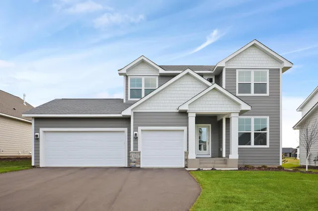 $579,900 | 1539 Creekwood Drive, New Richmond, WI 54017