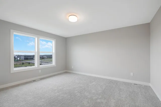 $579,900 | 1539 Creekwood Drive, New Richmond, WI 54017