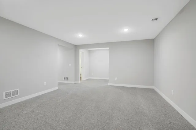 $579,900 | 1539 Creekwood Drive, New Richmond, WI 54017