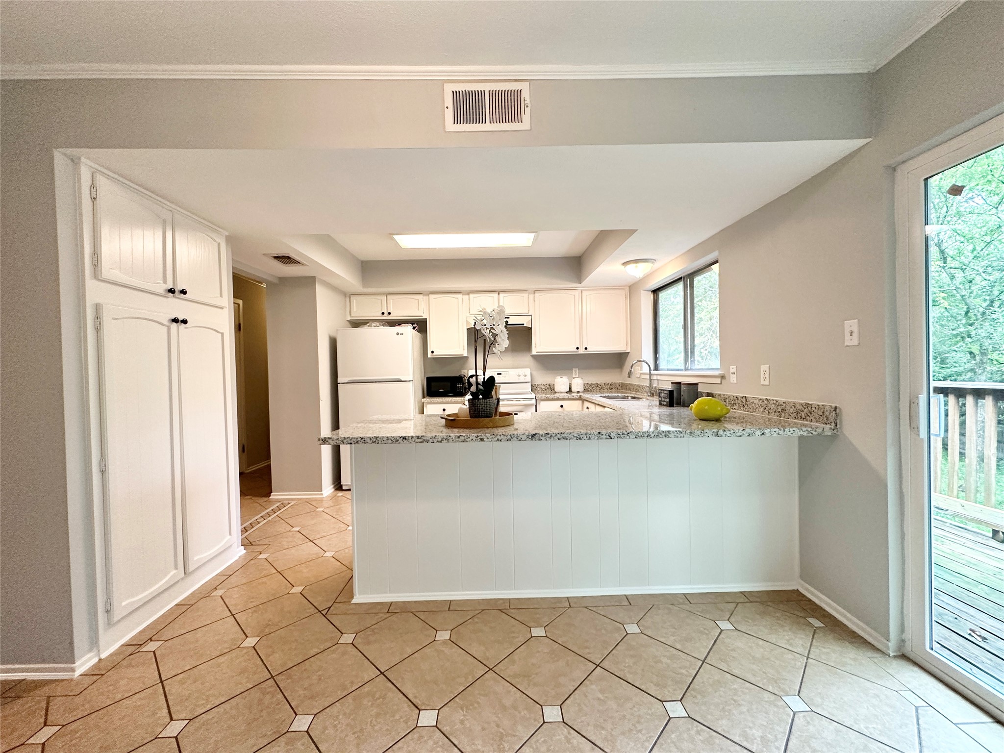 45 Kittiwake Court Spring, TX 77380 - Photo 10 of 18