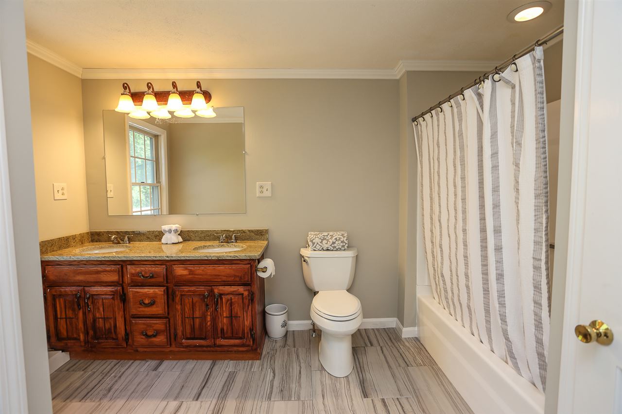 19 Pollard Road Plaistow, NH 03865 - Photo 15 of 30