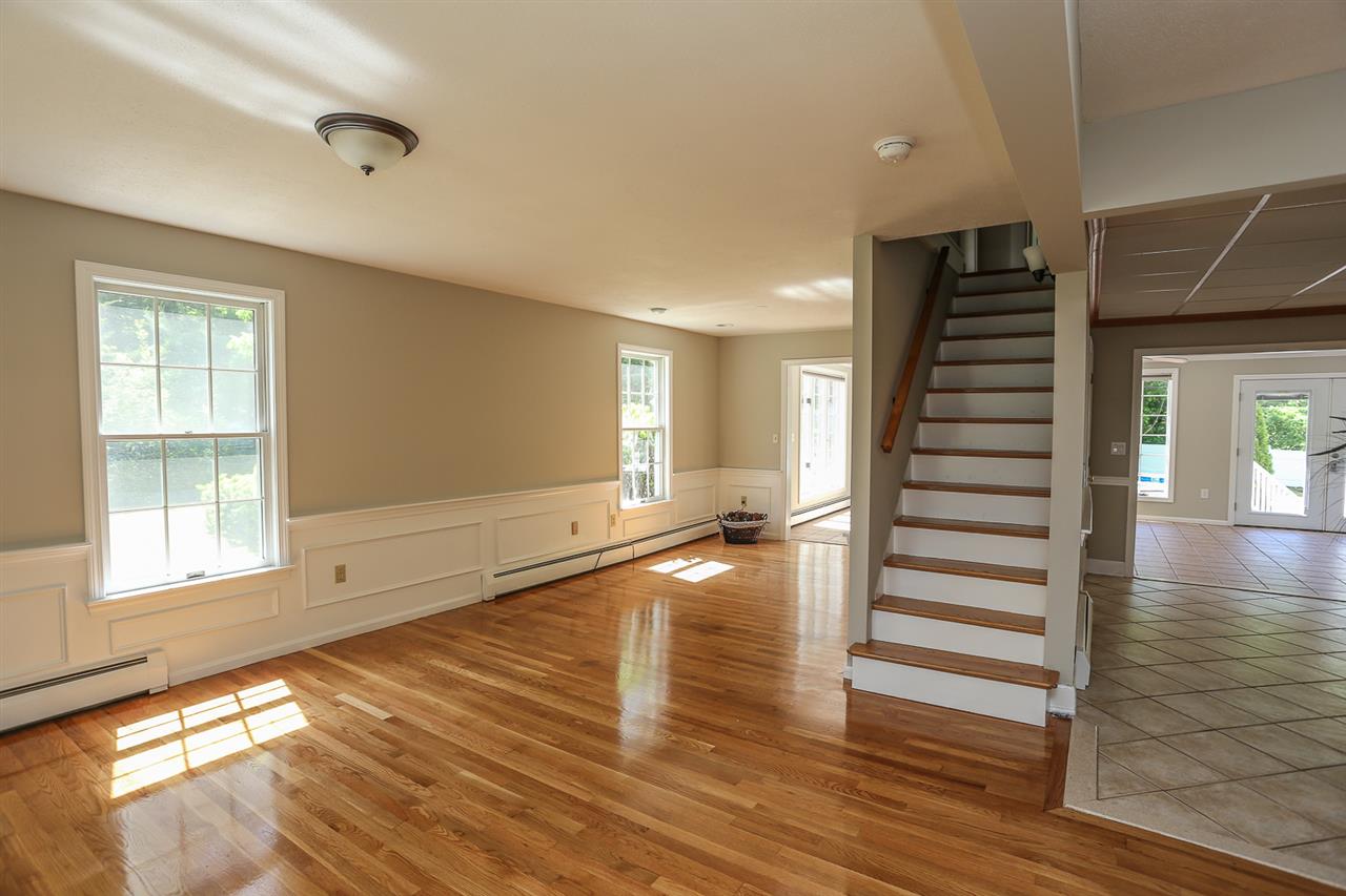 19 Pollard Road Plaistow, NH 03865 - Photo 8 of 30