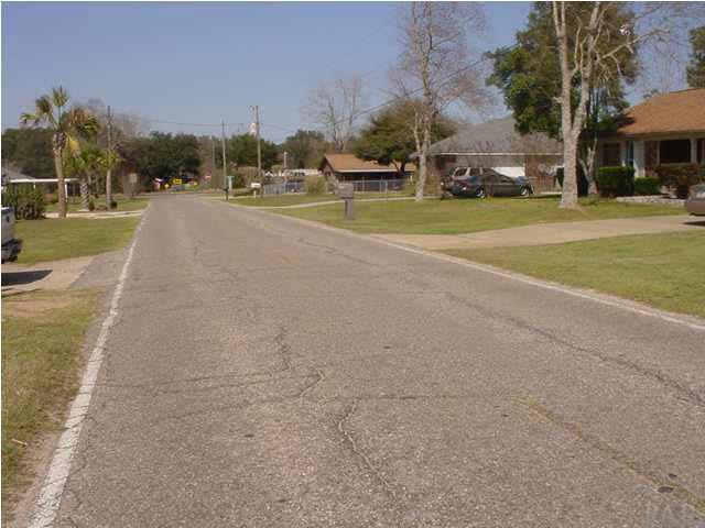 2274 Ryale Road Cantonment, FL 32533 - Photo 4 of 8 STREET VIEW