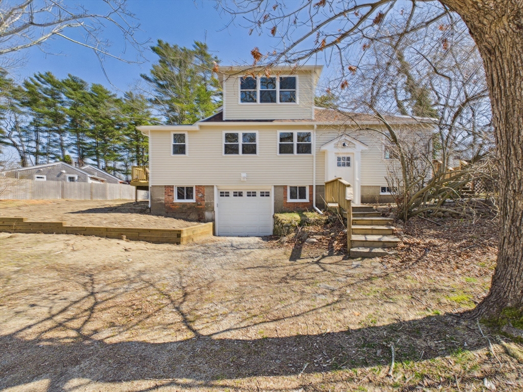 5 Pilgrim Avenue Wareham, MA 02571 - Photo 4 of 42