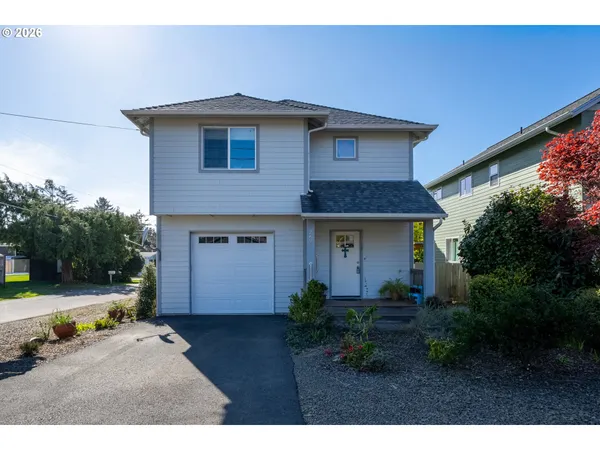 $499,900 | 267 Southeast Tide Avenue, Lincoln City, OR 97367