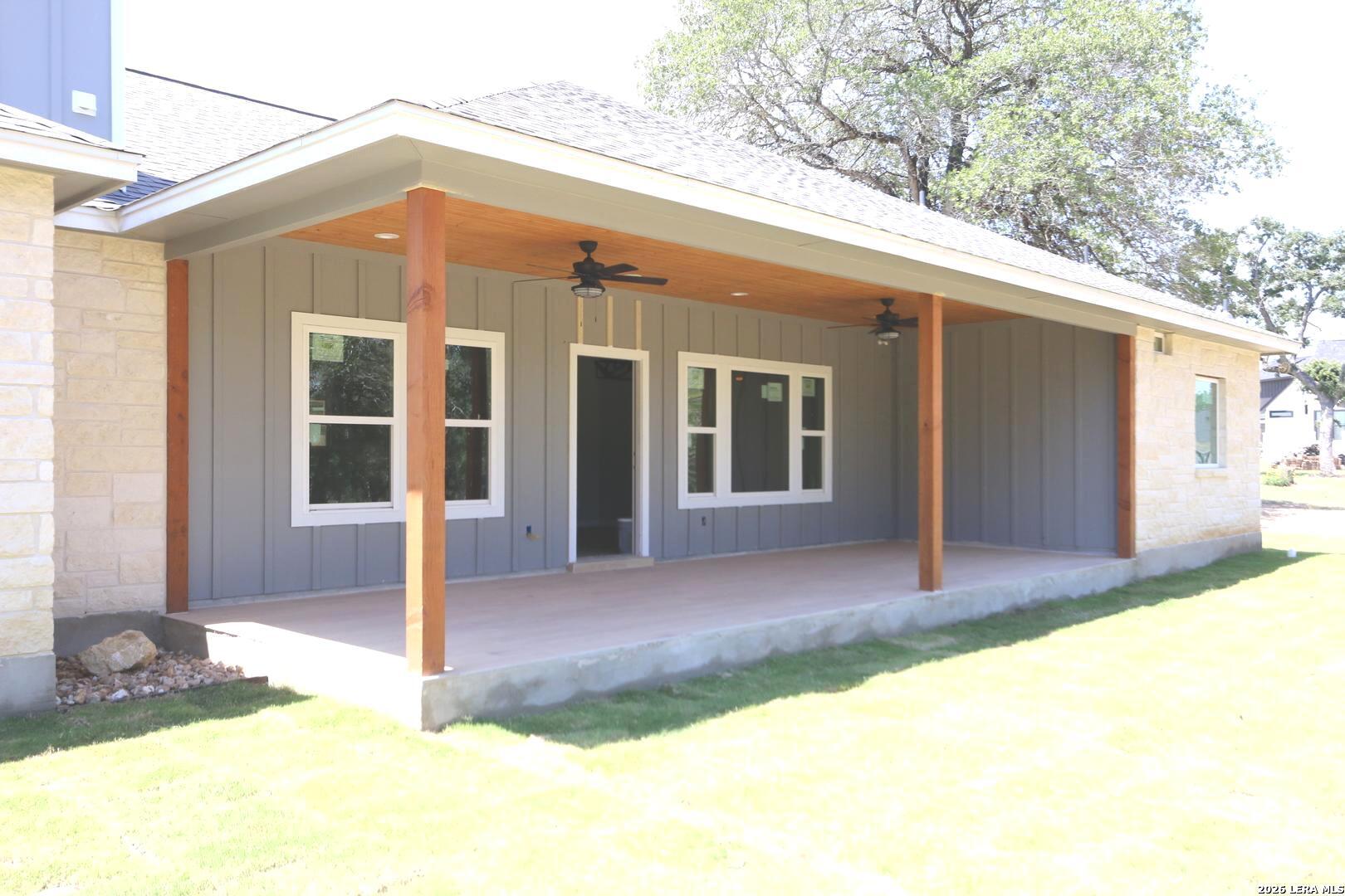 142 Timber Place La Vernia, TX 78121 - Photo 7 of 42
