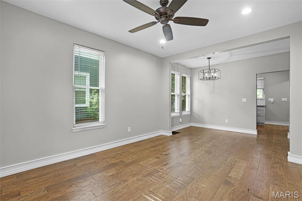 927 Troy Road Edwardsville, IL 62025 - Photo 6 of 27