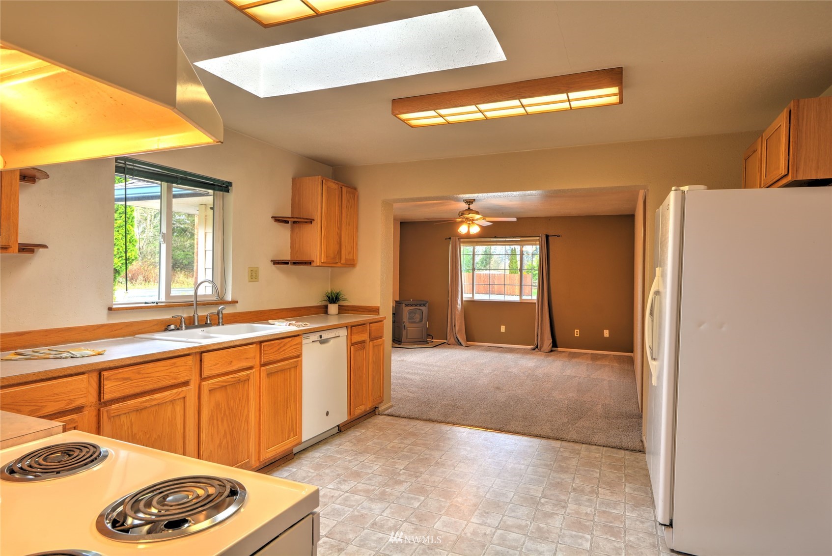 18225 Burn Road Arlington, WA 98223 - Photo 7 of 38 Gallery Image 7