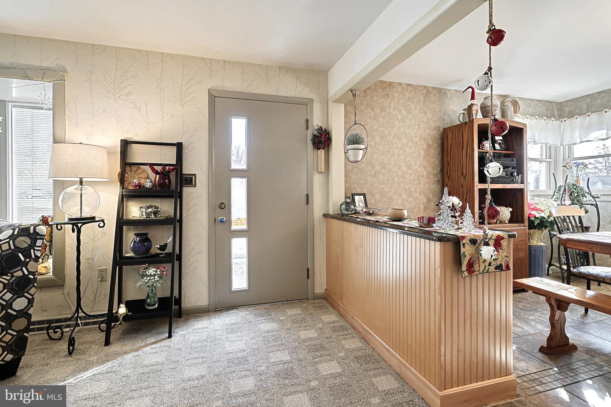 2479 Warwick Road York, PA 17408 - Photo 5 of 44 Gallery Image 5