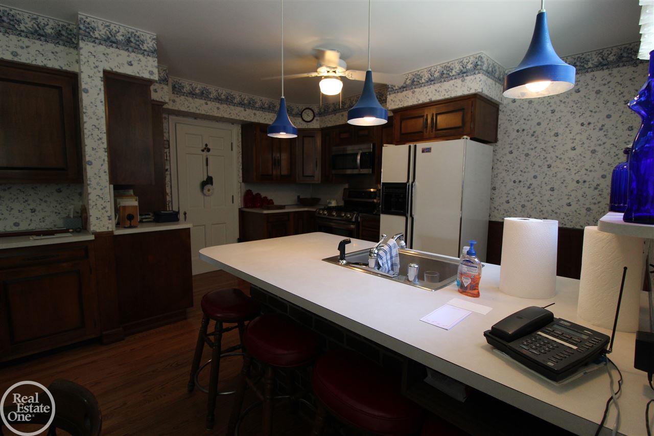 705 Trombley Road Grosse Pointe Park, MI 48230 - Photo 12 of 54