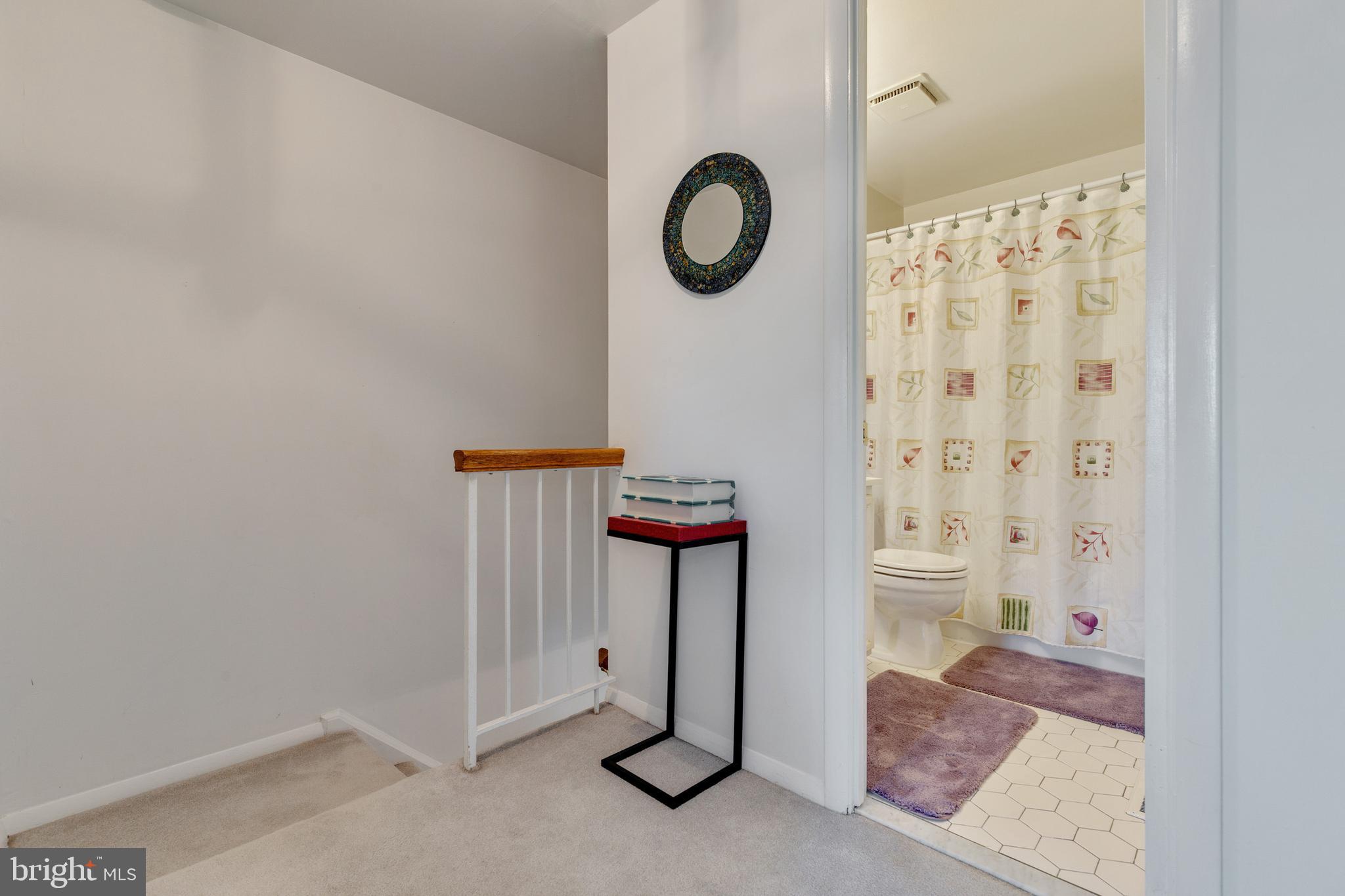 8980 Centerway Road Gaithersburg, MD 20879 - Photo 23 of 32 Upstairs Hallway