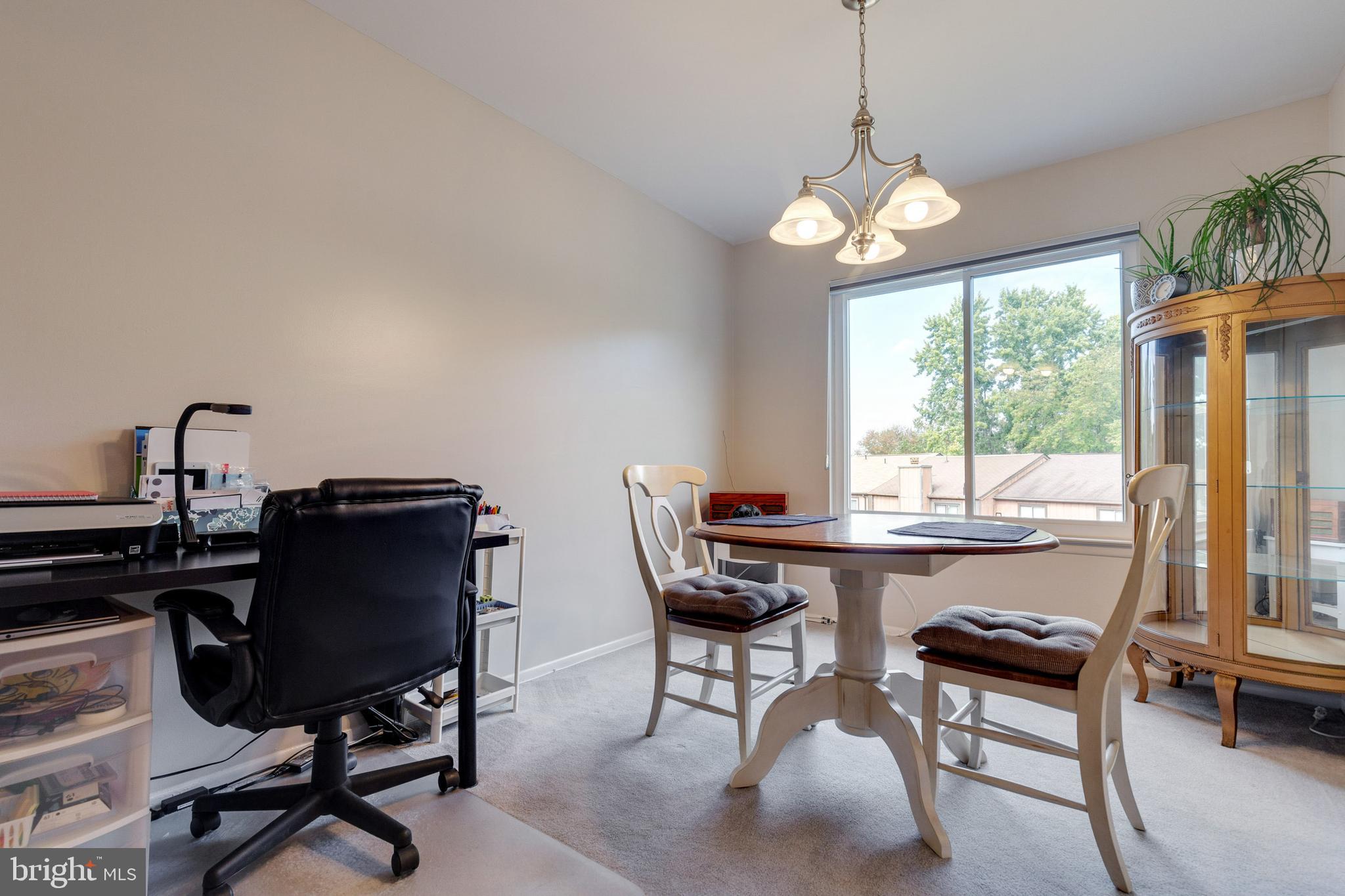 8980 Centerway Road Gaithersburg, MD 20879 - Photo 7 of 32 Dining Room