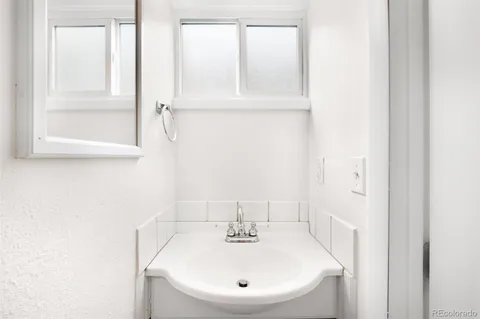 $415,000 | 1842 Canyon Boulevard, Unit 202, Boulder, CO 80302