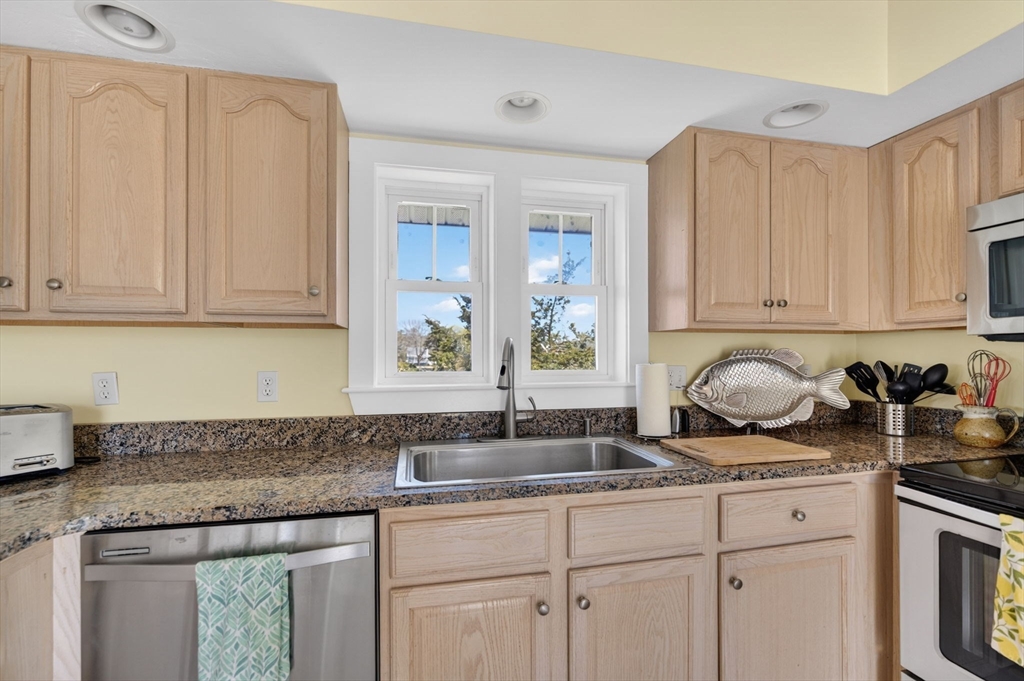 63 Edgewater Drive Wareham, MA 02571 - Photo 21 of 41