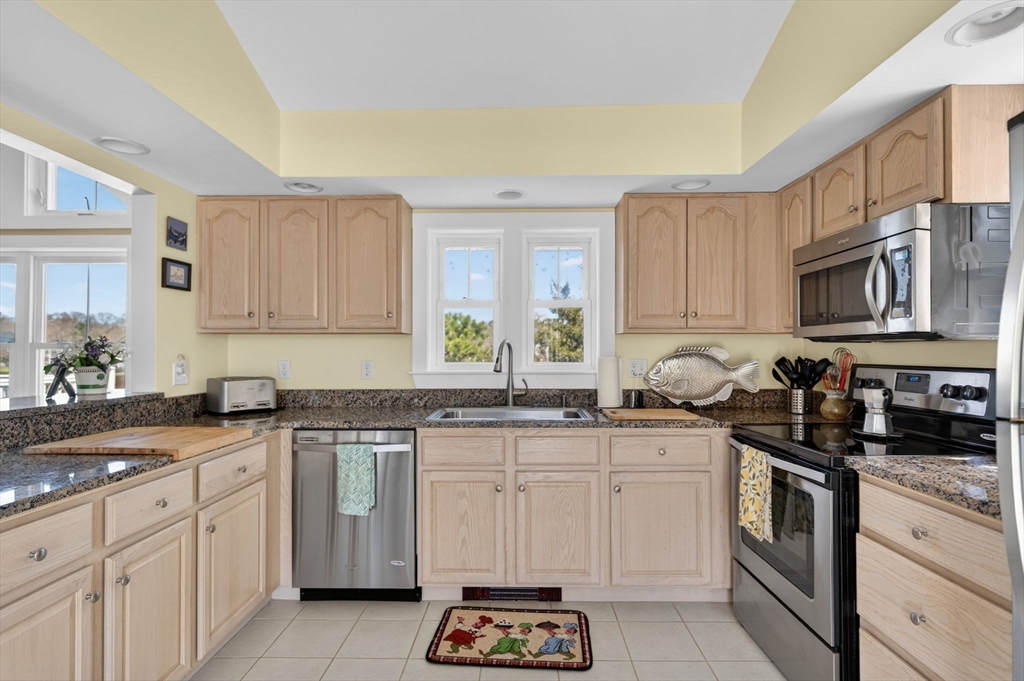 63 Edgewater Drive Wareham, MA 02571 - Photo 22 of 41