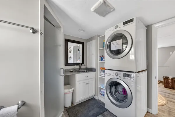 $1,100,000 | 63 Edgewater Drive, Wareham, MA 02571