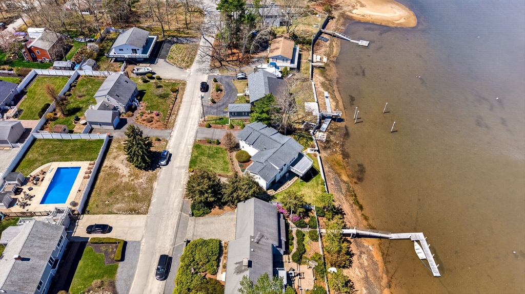 63 Edgewater Drive Wareham, MA 02571 - Photo 7 of 41