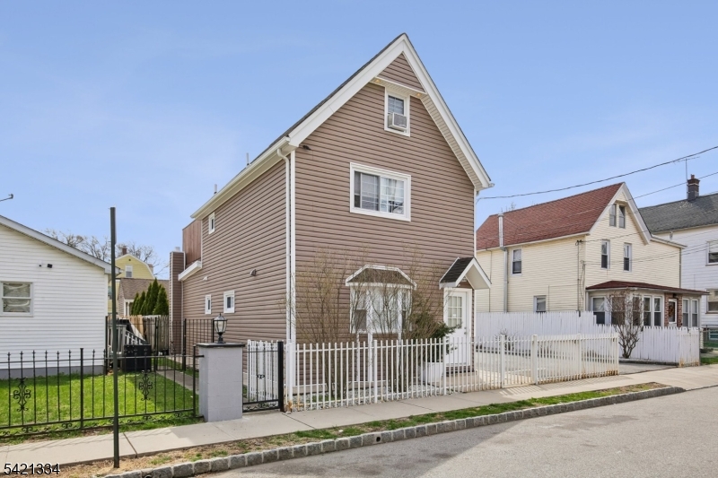 464 Meade Street, Unit 2 Orange, NJ 07050 - Photo 13 of 43