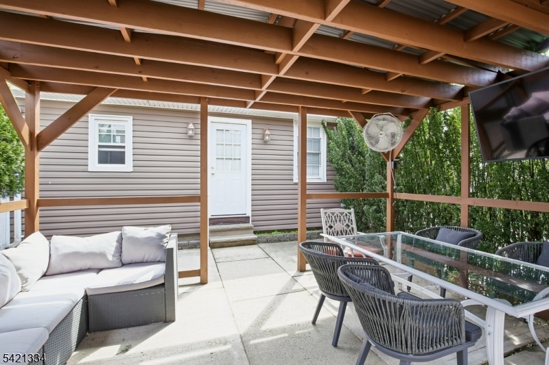 464 Meade Street, Unit 2 Orange, NJ 07050 - Photo 40 of 43