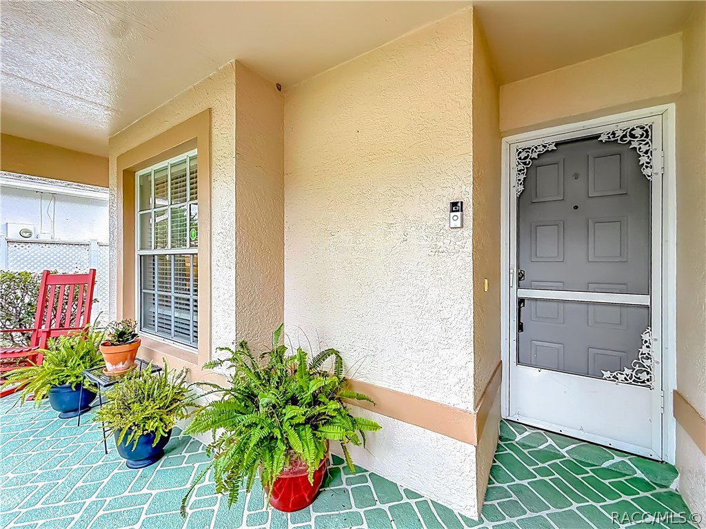 735 West Toucan Loop Hernando, FL 34442 - Photo 7 of 46