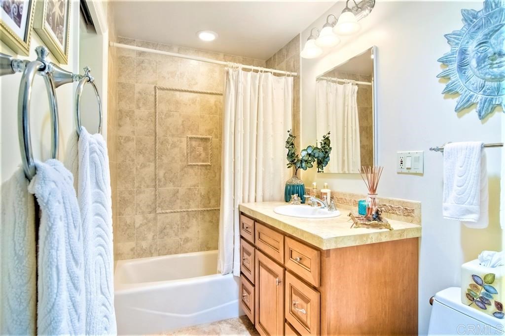 1685 Ridgeway Street Oceanside, CA 92054 - Photo 19 of 25 Gallery Image 19