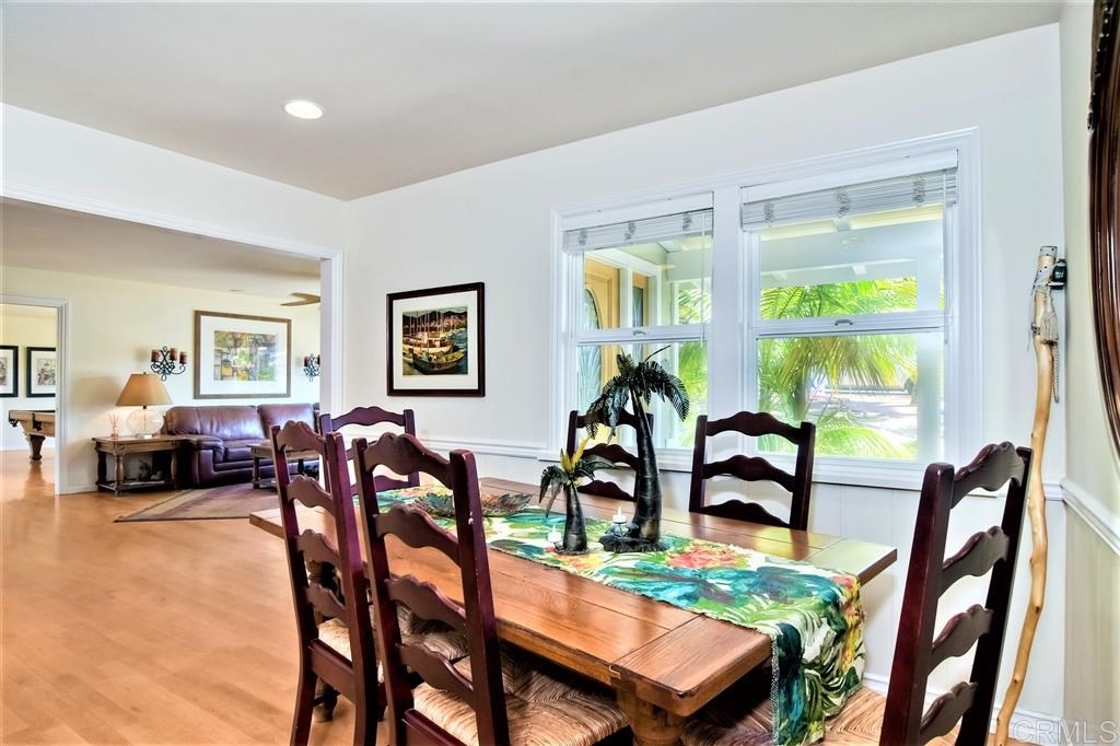 1685 Ridgeway Street Oceanside, CA 92054 - Photo 5 of 25 Gallery Image 5