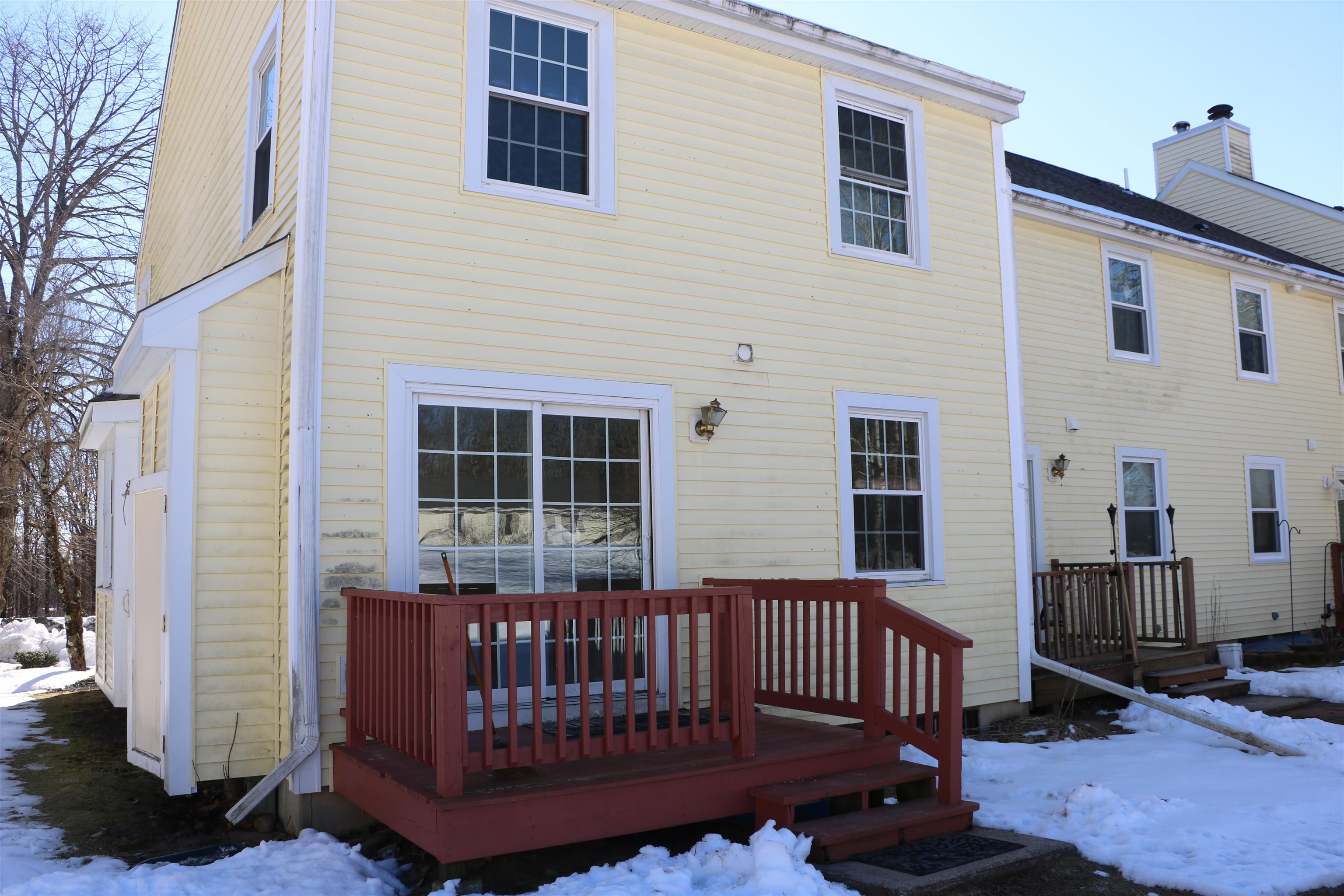 138 Exeter Road, Unit 8 Epping, NH 03042 - Photo 19 of 25