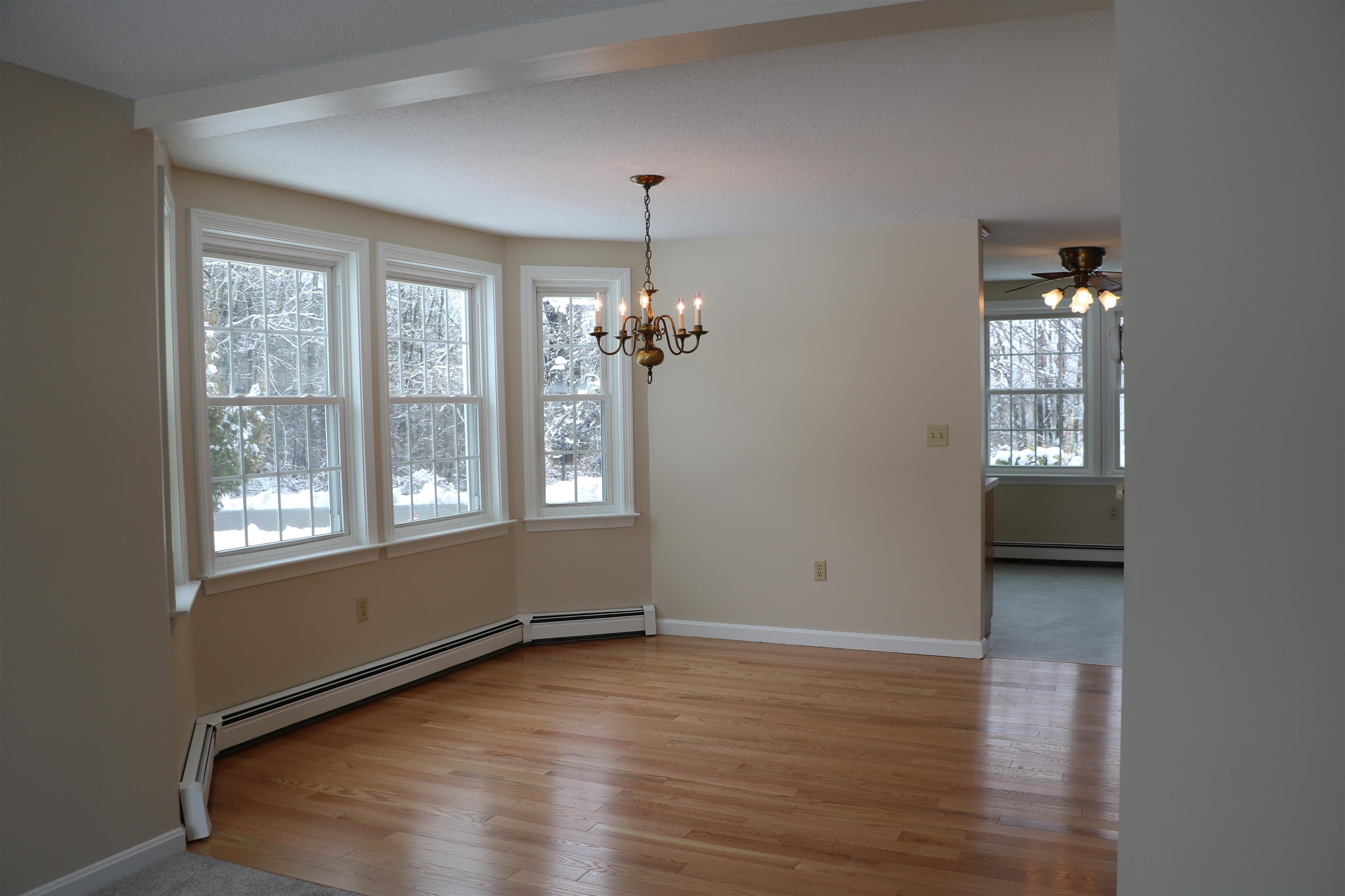 138 Exeter Road, Unit 8 Epping, NH 03042 - Photo 3 of 25