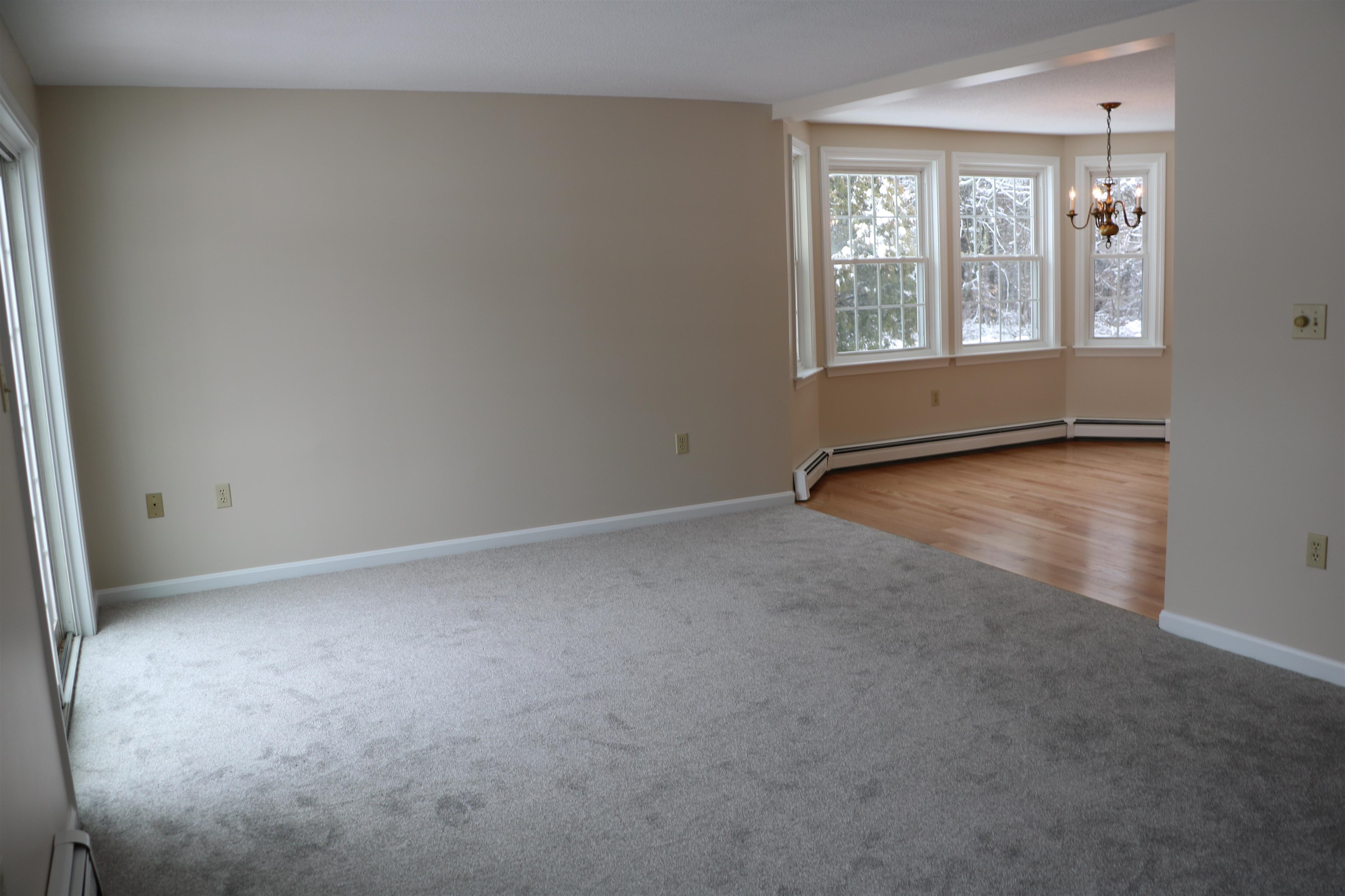 138 Exeter Road, Unit 8 Epping, NH 03042 - Photo 4 of 25