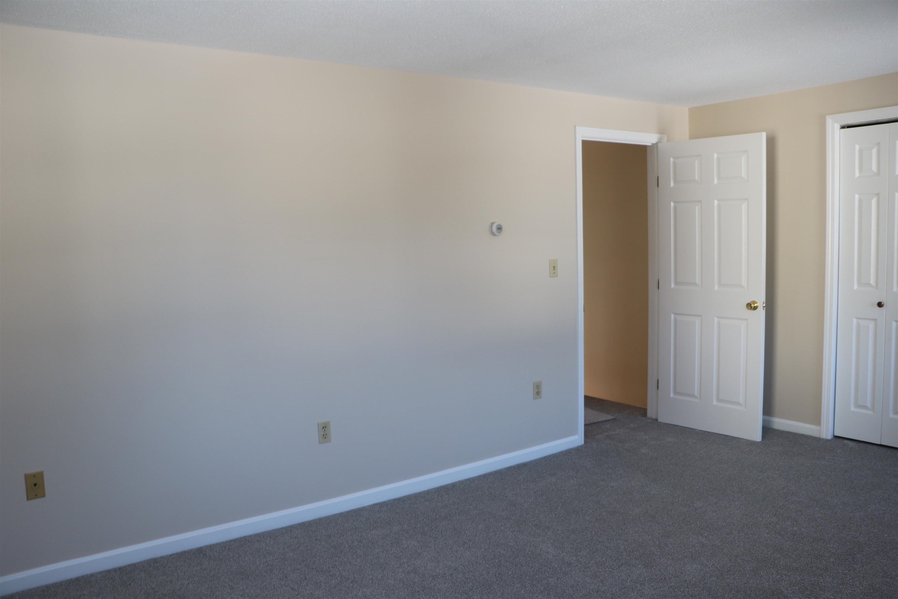 138 Exeter Road, Unit 8 Epping, NH 03042 - Photo 7 of 25
