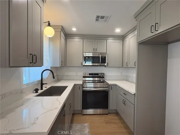 $2,499 | 15210 San Jose Street, Mission Hills, CA 91345