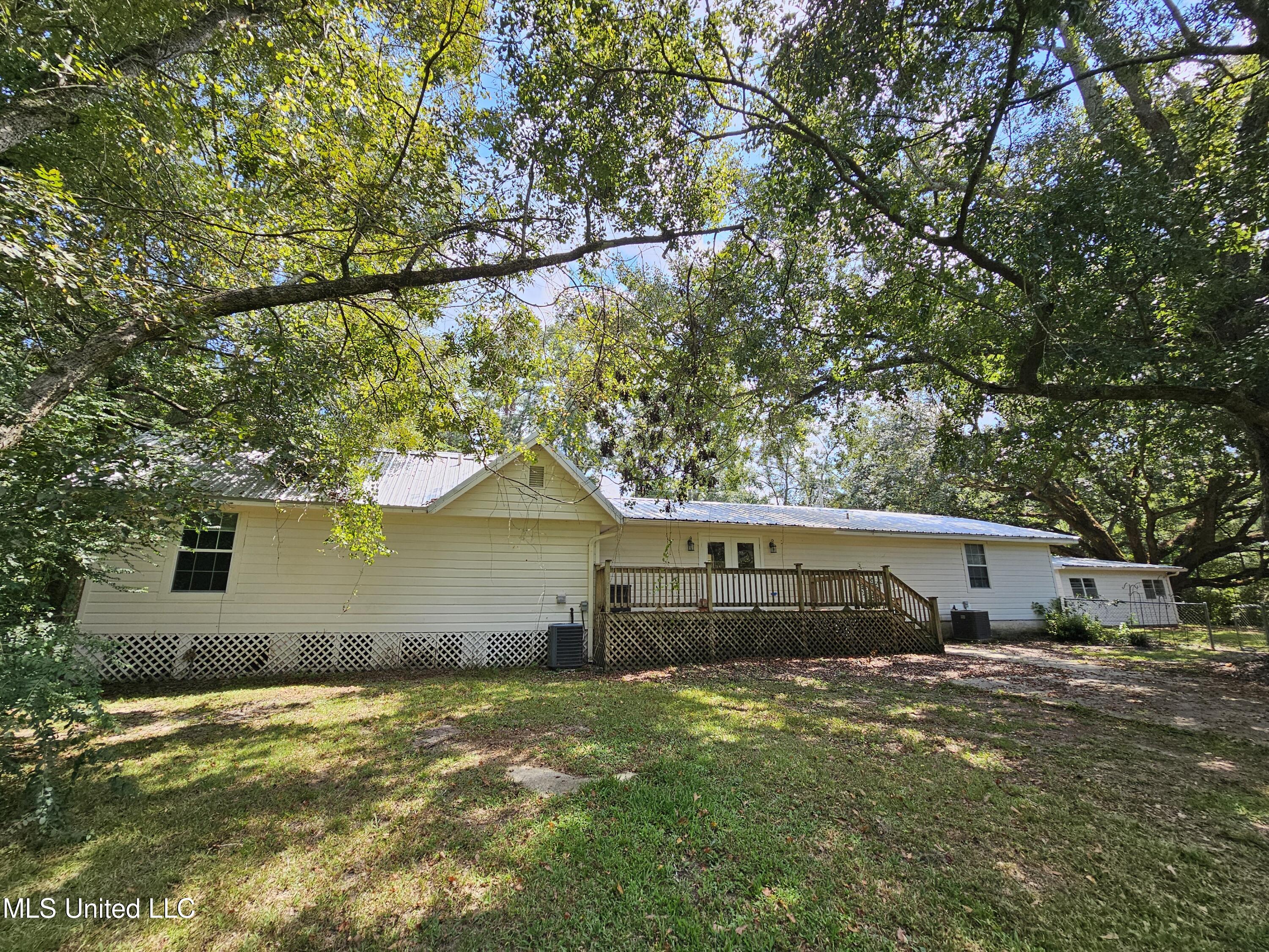 136 Baucum Road Carriere, MS 39426 - Photo 28 of 32 Back of home