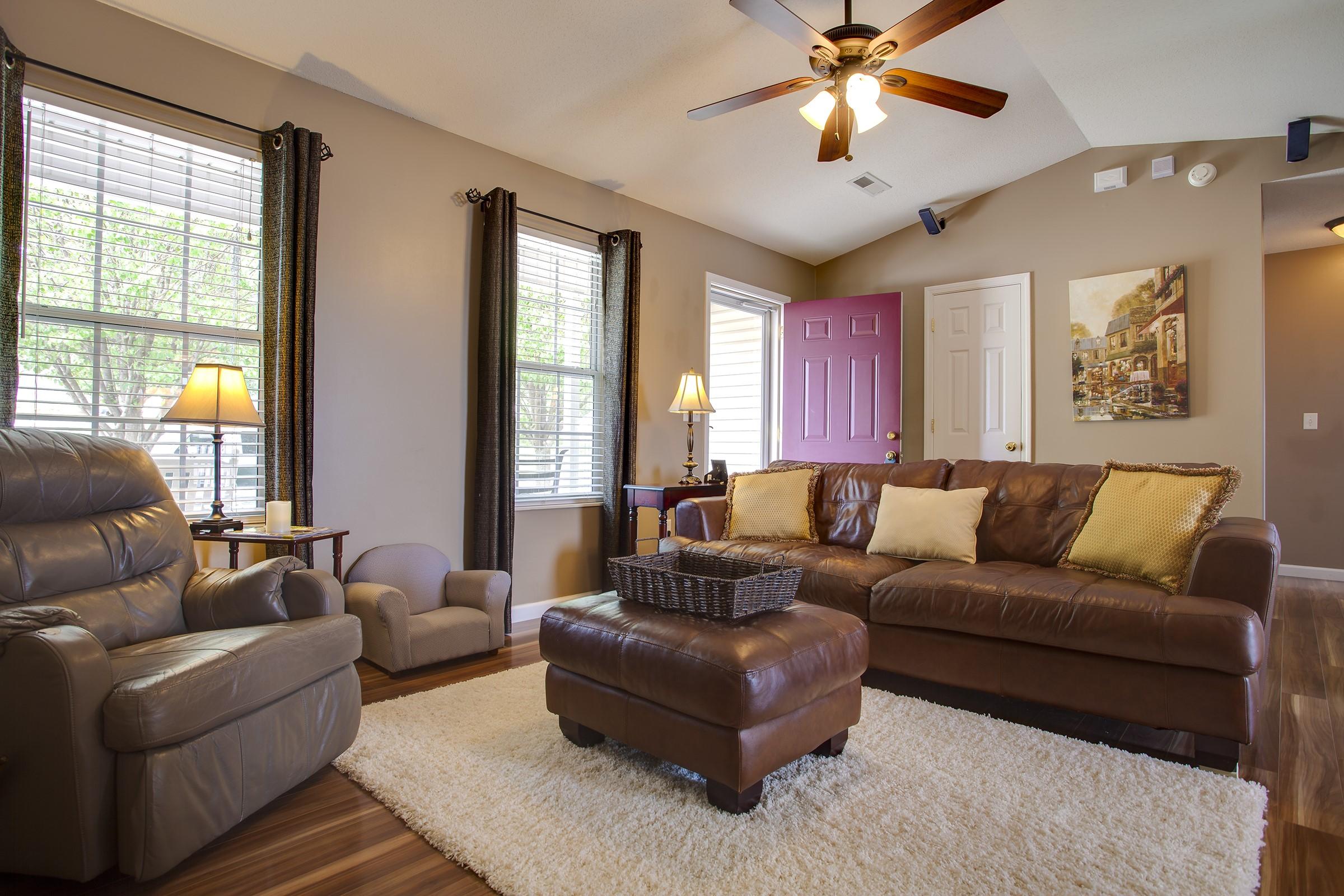 6487 Hugh Willis Road Powell, TN 37849 - Photo 2 of 27 Great Room