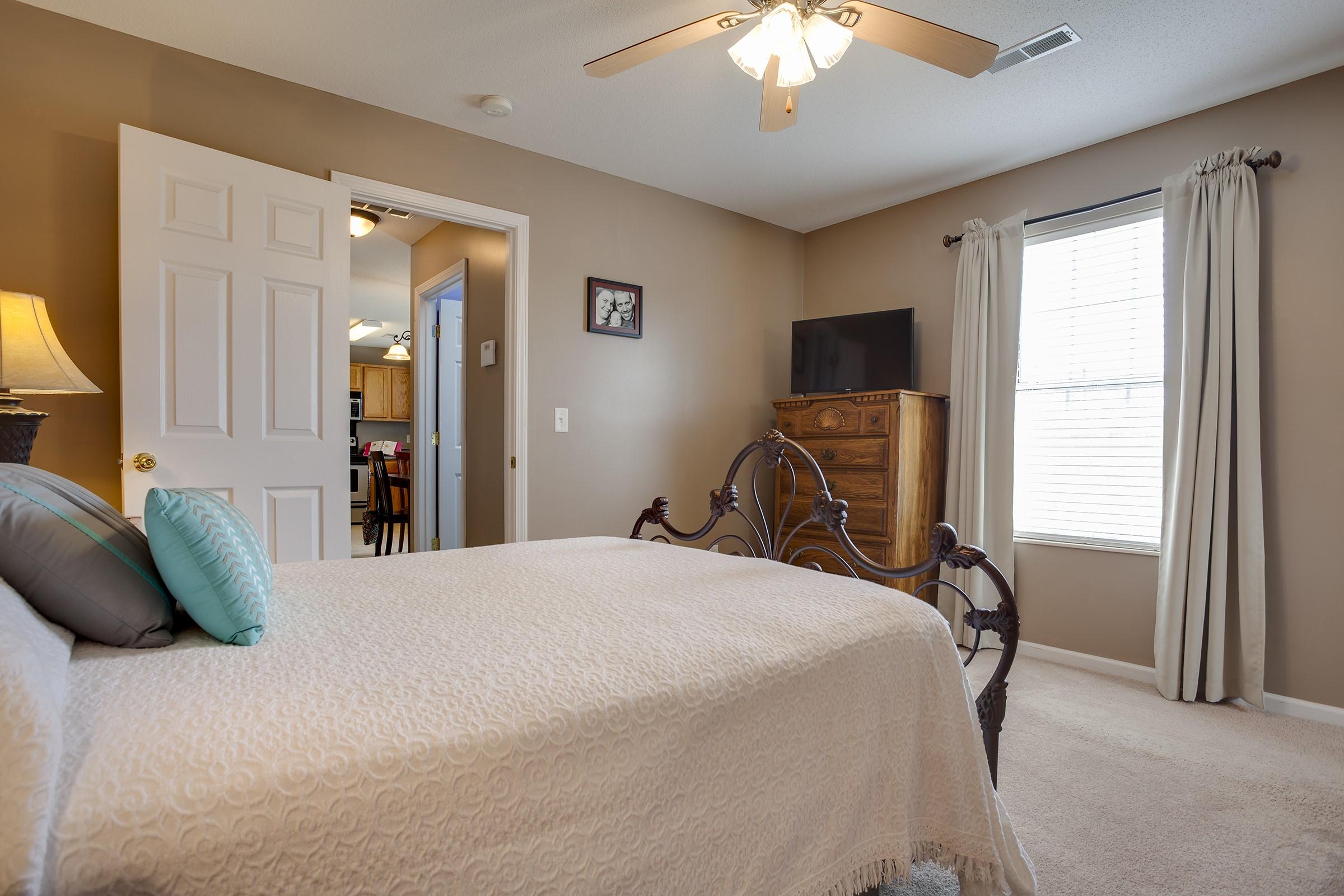 6487 Hugh Willis Road Powell, TN 37849 - Photo 11 of 27 Master Bedroom - Light & Bright