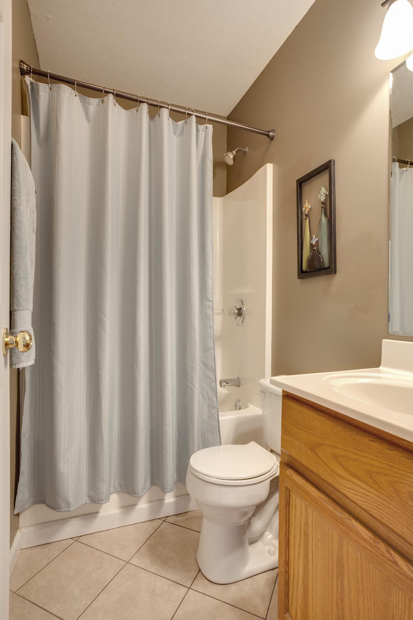 6487 Hugh Willis Road Powell, TN 37849 - Photo 19 of 27 Guest Bath