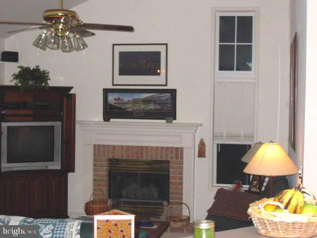 375 Dew Drop Road York, PA 17402 - Photo 3 of 9 Gallery Image 3
