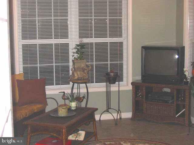375 Dew Drop Road York, PA 17402 - Photo 4 of 9 Gallery Image 4