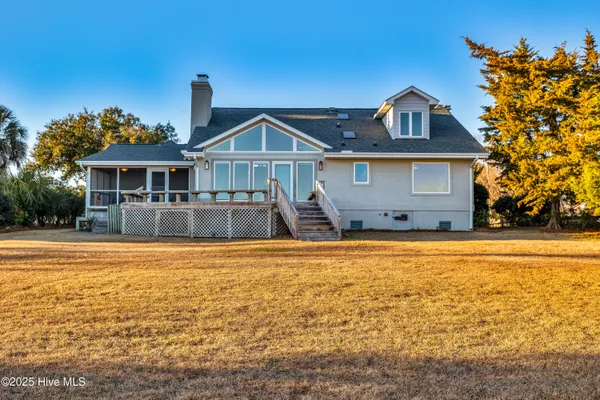 $1,465,000 | 119 Sound View Drive, Hampstead, NC 28443