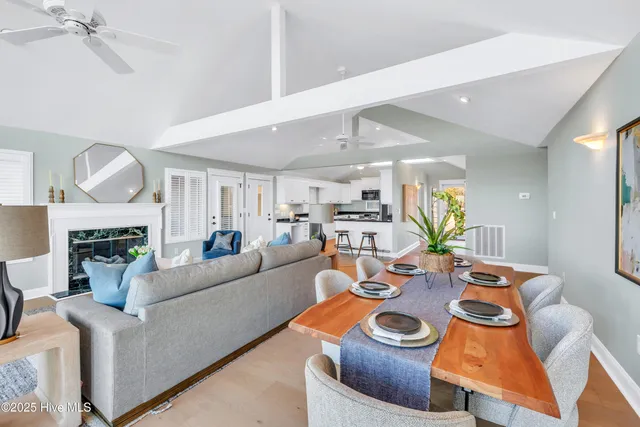 $1,740,000 | 119 Sound View Drive, Hampstead, NC 28443