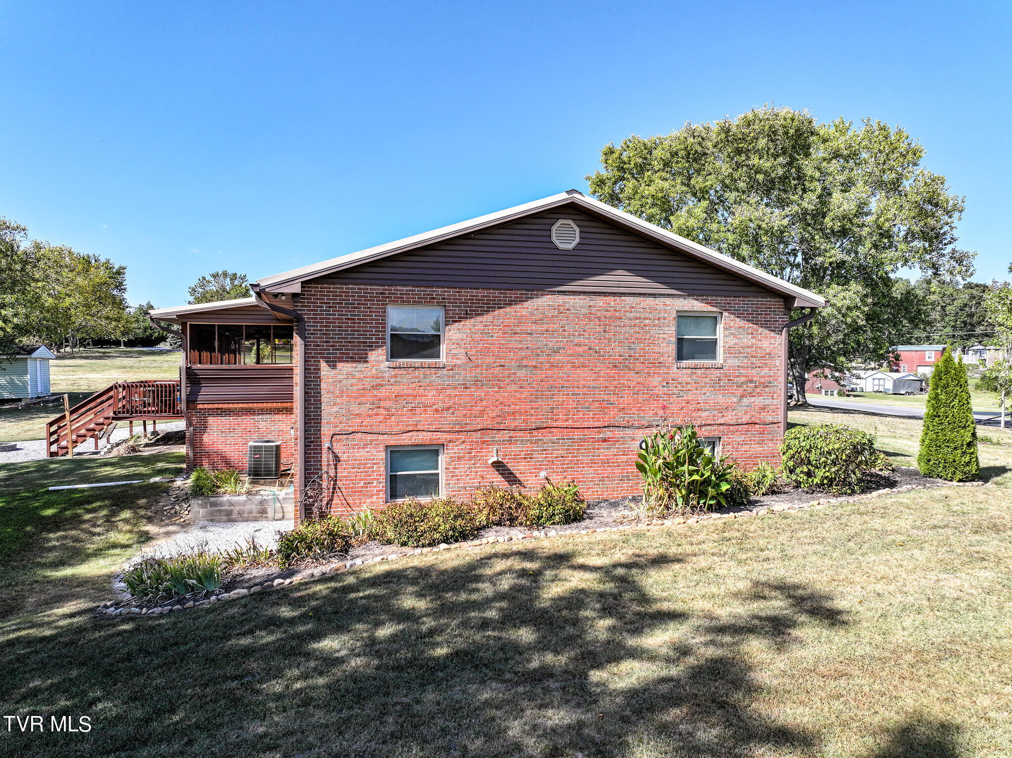 315 Emerald Road Mosheim, TN 37818 - Photo 66 of 78 DJI_20240911183222_0877_D