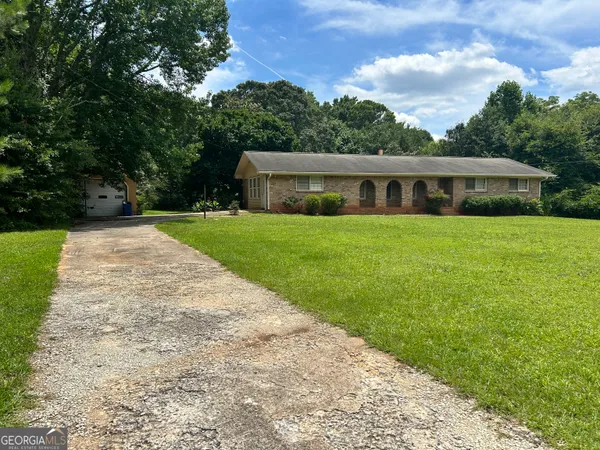 $190,000 | 7090 Rivertown Road, Fairburn, GA 30213