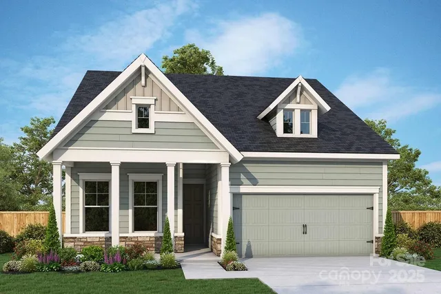 a view of a house with yard