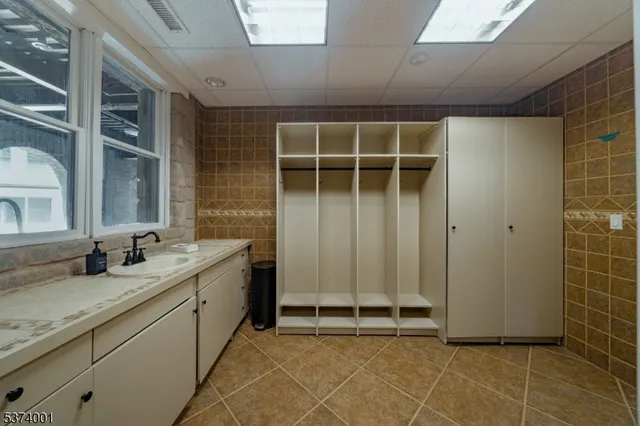 a view of a storage & utility room